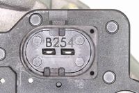 VEMO V10-13-44300 - Alternador